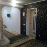 ремонт коридора, поклейка обоев