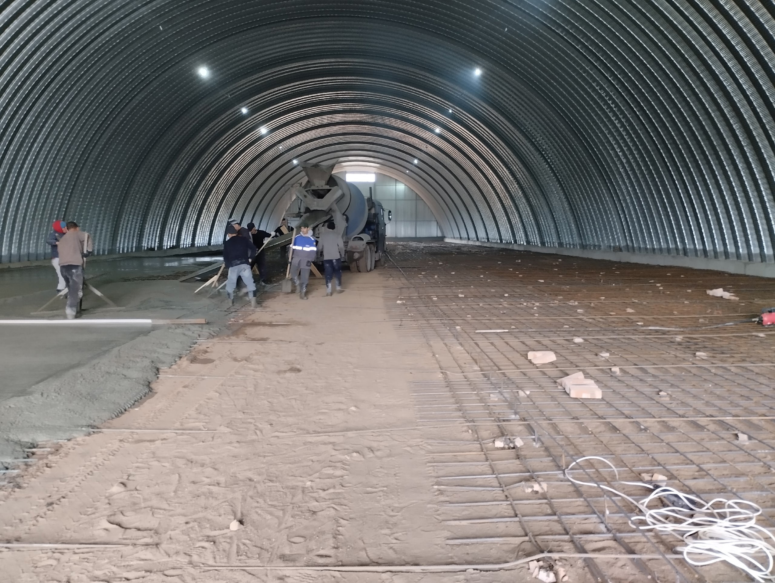 Строителство ангара